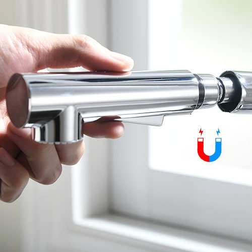 Grifo de placa cromada brillante, grifo de agua, art&iacute;culos sanitarios