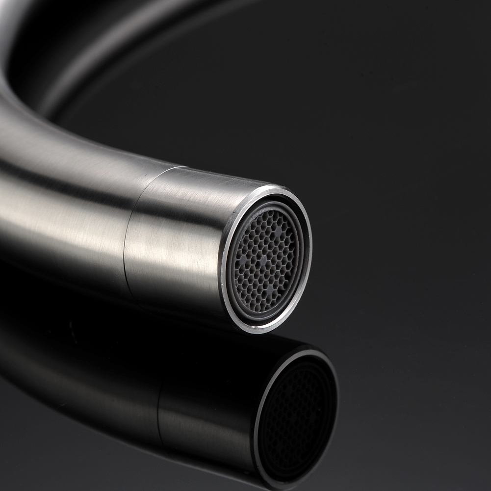 Sanitarios Grifos para lavabo Mezclador de agua Grifo extra&iacute;ble