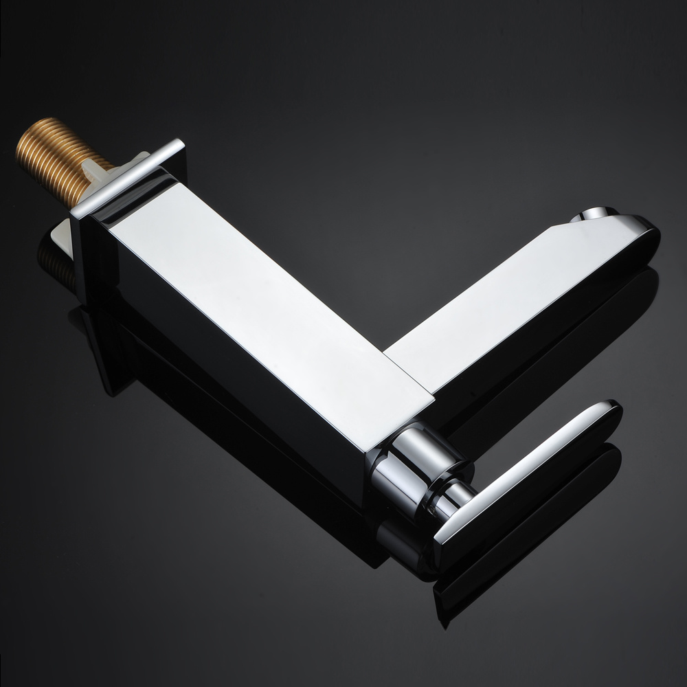 Grifo monomando cuadrado para lavabo fr&iacute;o de lat&oacute;n, cromado