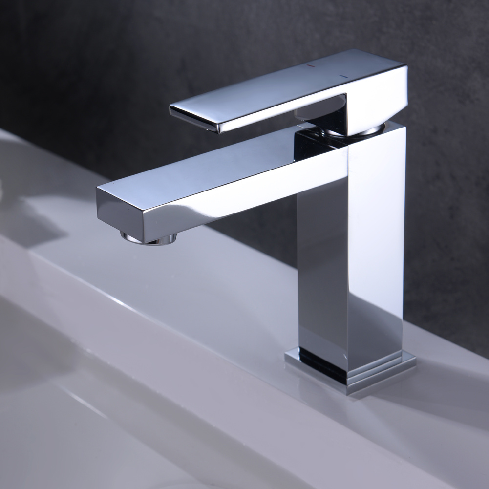 Grifo de ba&ntilde;o de un solo orificio en cromo, grifo mezclador para lavabo cuadrado