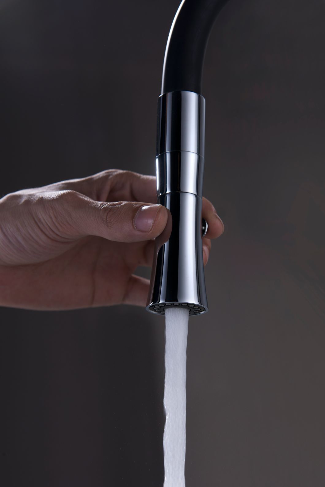 Grifo de cocina flexible Grifo de agua de manguera inteligente de alta calidad