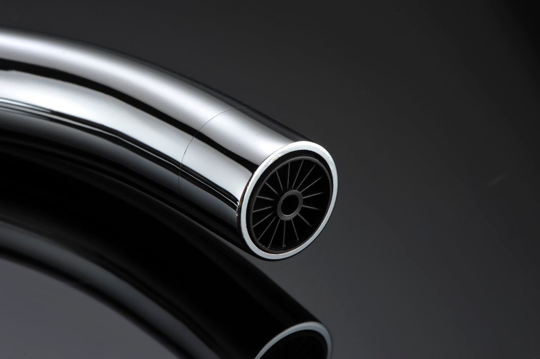 Juego de grifo de ducha de 5 orificios Grifo de ducha mezclador de agua montado en cubierta