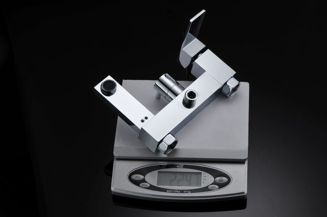 Grifo de ducha mezclador de agua de ba&ntilde;o de 3 v&iacute;as montado en la pared