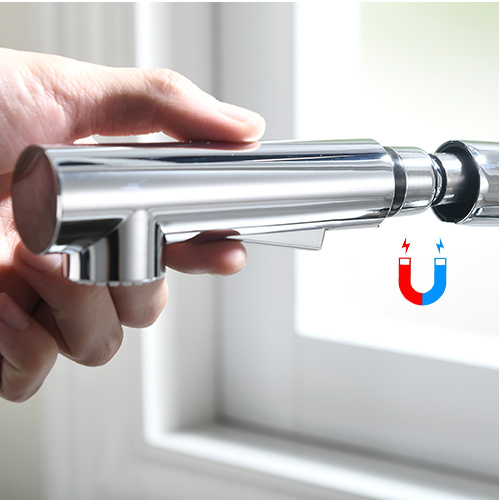 Grifo de placa cromada brillante, grifo de agua, art&iacute;culos sanitarios