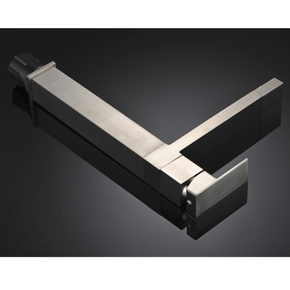 Grifo de cocina con grifo de lavado de gran tama&ntilde;o